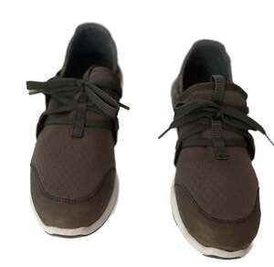 OluKai Pehuea‎ Li Women’s Shoes Size 7W Olive Green Mesh Slip On Sneakers